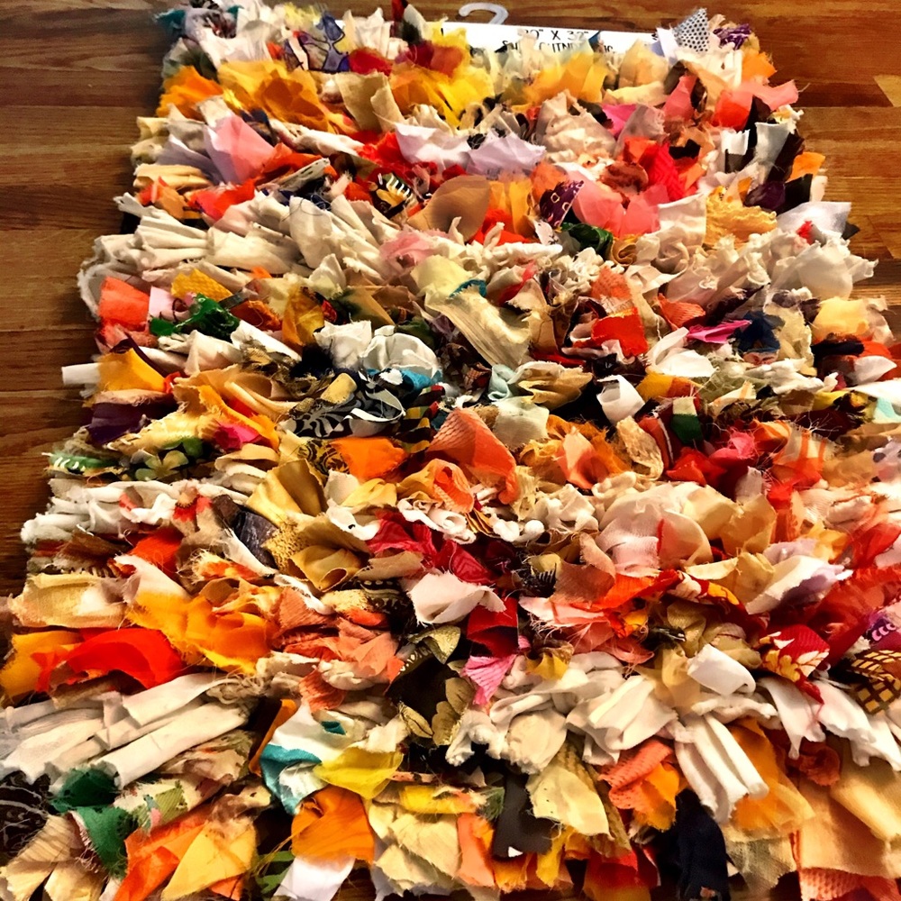 20”x32” Shag Carpet